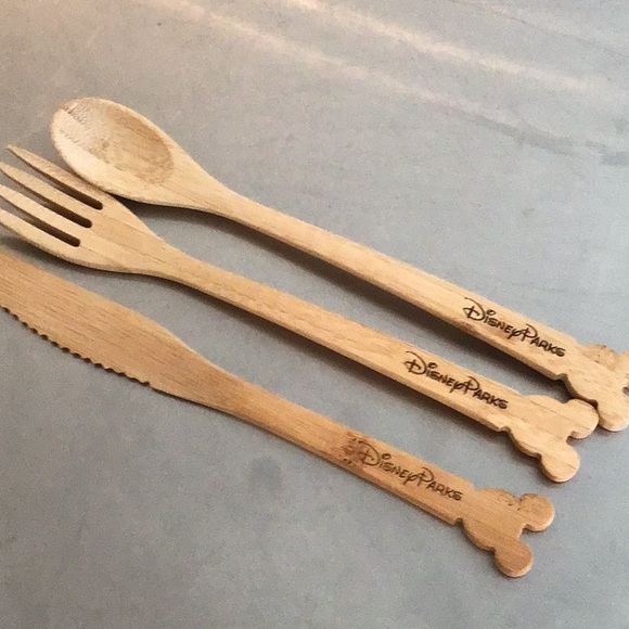 NEW Disney Park MERCH! Bamboo utensil set w/carrying case.Mouse carabiner. - Picture 9 of 10
